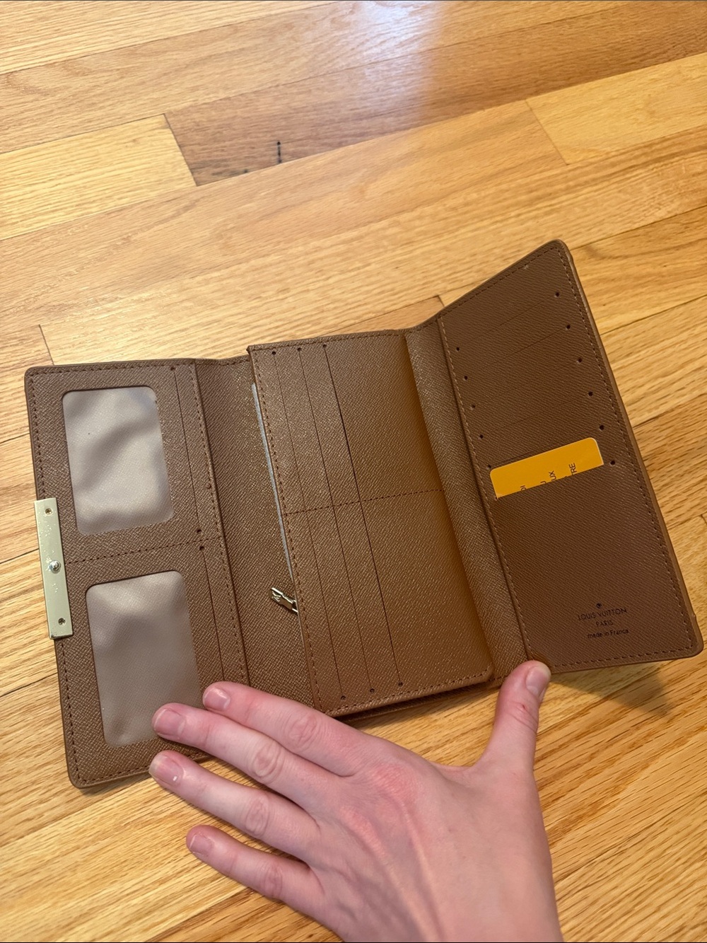 Wallet - Picture 4 of 5